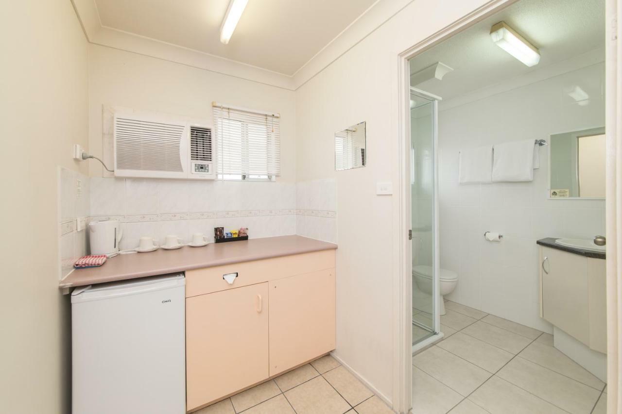 Metro Motel Rockhampton Extérieur photo